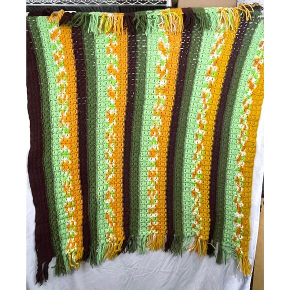 VTG 1970s Crocheted Afghan Blanket 48"x60" Handmade CottageCore Funky Green - Picture 1 of 5